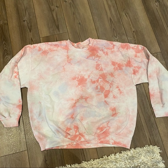 Urban Outfitters Tops - Urban renewal crewneck